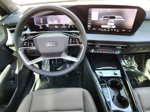 New 2026 Audi Q3 quattro 2.0T AWD/4WD image 25