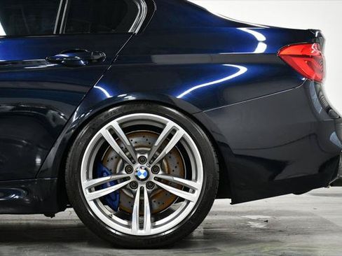 Used 2018 BMW M3 RWD image 8