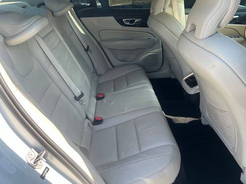 Used 2022 Volvo S60 B5 Inscription w/ Advanced Package FWD image 17