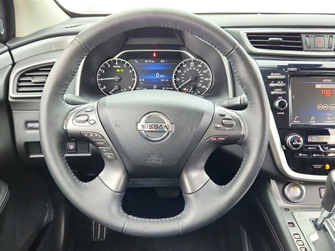 Used 2020 Nissan Murano SV FWD image 12