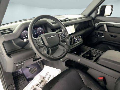 Used 2024 Land Rover Defender 110 X-Dynamic SE AWD/4WD image 16