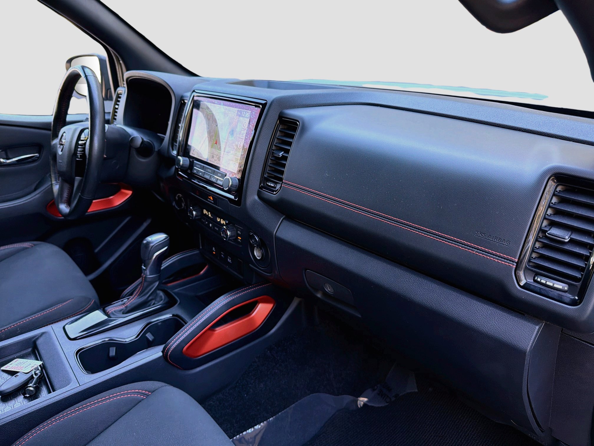 Used 2022 Nissan Frontier PRO-4X w/ Technology Package AWD/4WD image 25