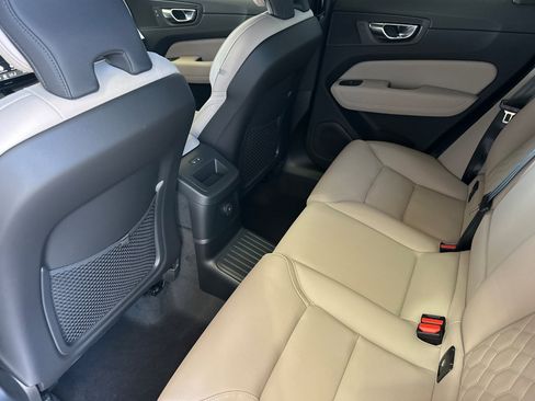 New 2026 Volvo XC60 T8 Plus w/ Climate Package AWD/4WD image 9