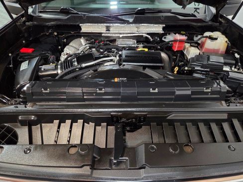 Used 2020 Chevrolet Silverado 2500 High Country w/ Z71 Off-Road Package image 95