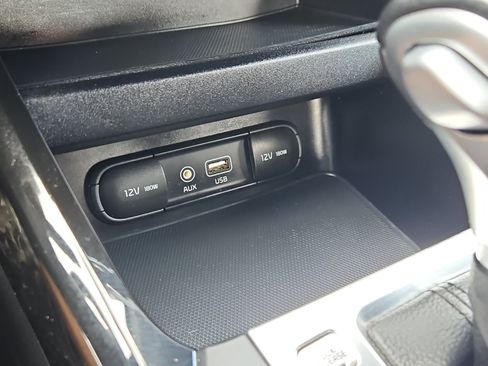 Used 2021 Kia Forte GT-Line FWD image 19