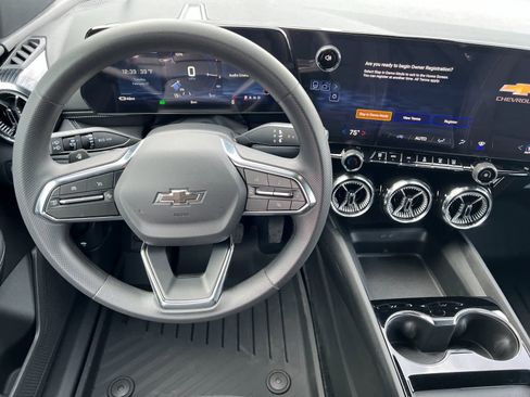 New 2026 Chevrolet Blazer EV LT image 14