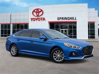 Used 2018 Hyundai Sonata SE image 1