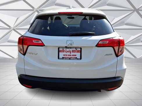 Certified 2018 Honda HR-V EX image 9
