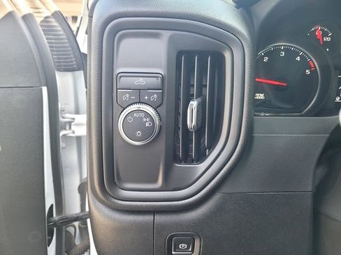 Used 2023 GMC Sierra 2500 Pro w/ Convenience Package RWD image 18