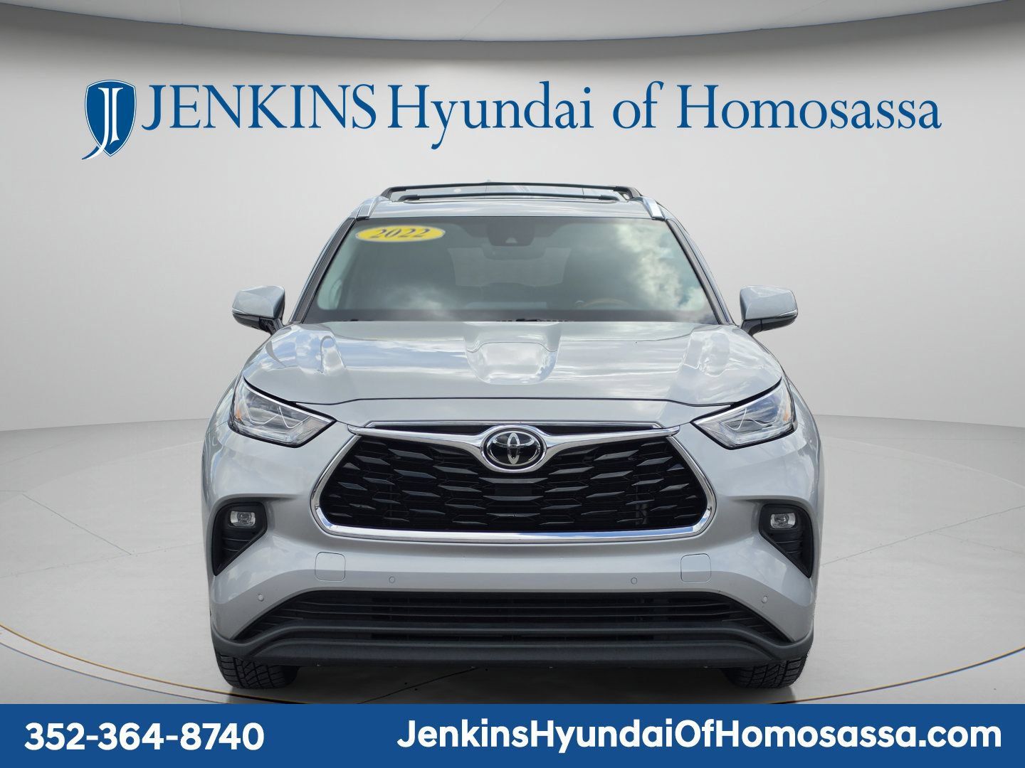 Used 2022 Toyota Highlander Limited FWD image 11