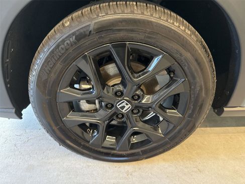 New 2025 Honda HR-V Sport image 18