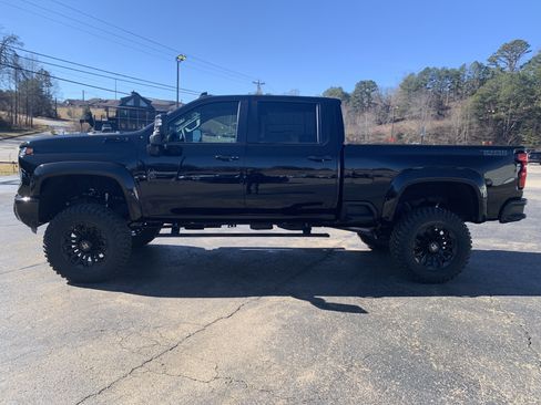 New 2025 Chevrolet Silverado 2500 LT w/ Trail Boss Package AWD/4WD image 4