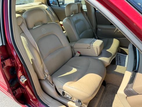 Used 2005 Buick Le Sabre Limited w/ Celebration Edition Package FWD image 17