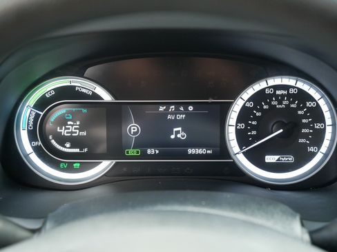 Used 2018 Kia Niro FE FWD image 21