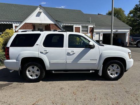Used 2011 Chevrolet Tahoe LT w/ Luxury Package image 9