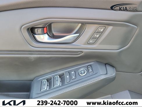 Used 2025 Honda Accord Sport image 23