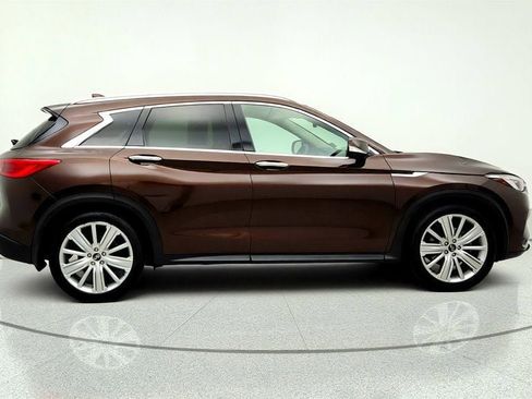 Used 2020 INFINITI QX50 Sensory w/ Proactive Package AWD/4WD image 4