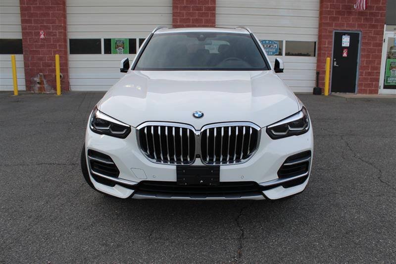 Used 2023 BMW X5 xDrive40i w/ Premium Package AWD/4WD image 8