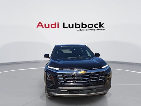 Used 2026 Chevrolet Equinox LT w/ Convenience Package II FWD image 2