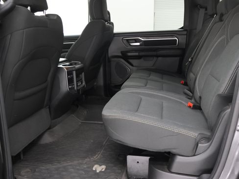 Used 2024 RAM 1500 Big Horn AWD/4WD image 9