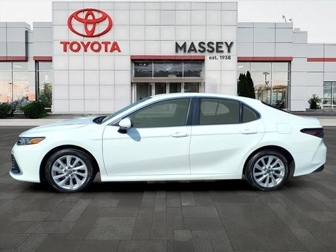 Used 2023 Toyota Camry LE FWD image 6