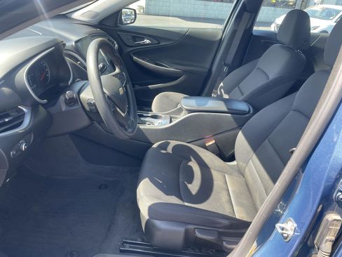 Used 2024 Chevrolet Malibu LS image 5
