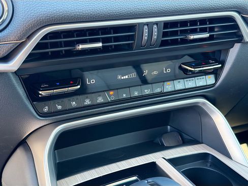 New 2026 MAZDA CX-70 3.3 Turbo w/ Preferred Package image 37