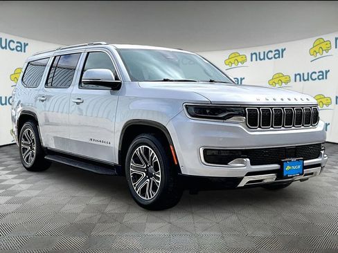 Used 2022 Jeep Wagoneer Series III AWD/4WD image 1