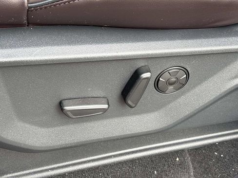 New 2026 Ford Expedition Platinum w/ Platinum Ultimate Package AWD/4WD image 25