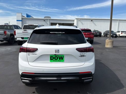 Used 2025 Buick Envision Sport Touring image 5