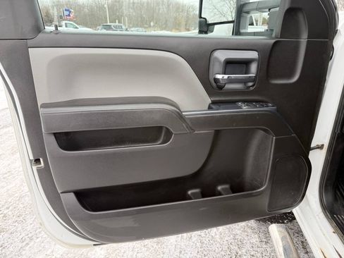 Used 2018 Chevrolet Silverado 2500 W/T w/ WT Fleet Convenience Package AWD/4WD image 21