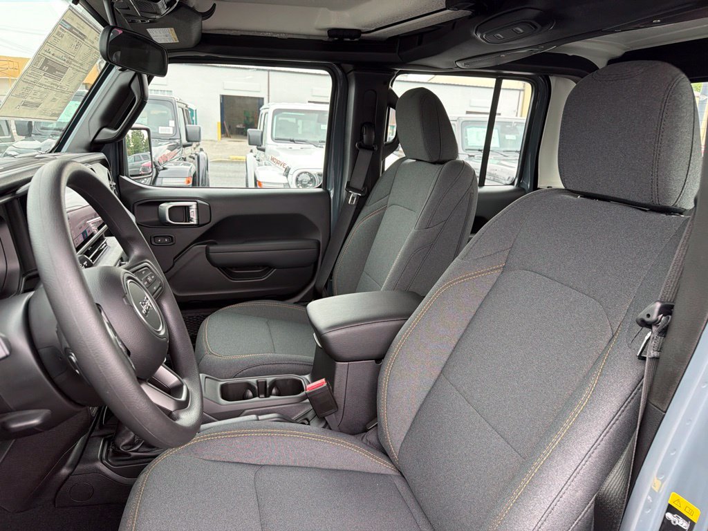 New 2026 Jeep Gladiator Sport AWD/4WD image 19