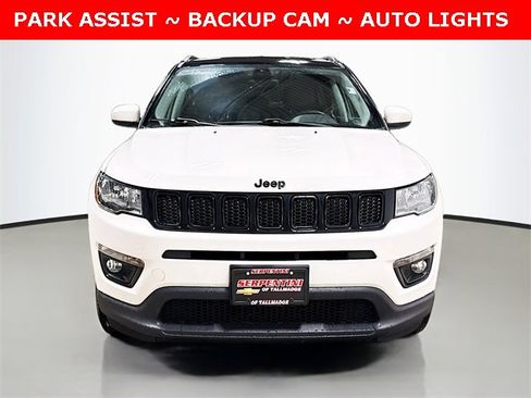 Used 2018 Jeep Compass Altitude w/ Popular Equipment Group image 3
