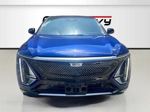 Used 2024 Cadillac Lyriq Tech RWD image 2