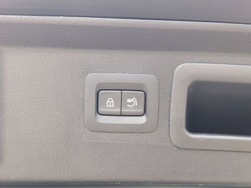 Used 2025 MAZDA CX-50 AWD 2.5 S w/ Premium Package image 31