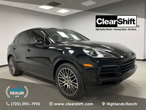 Used 2022 Porsche Cayenne Platinum Edition AWD/4WD image 1