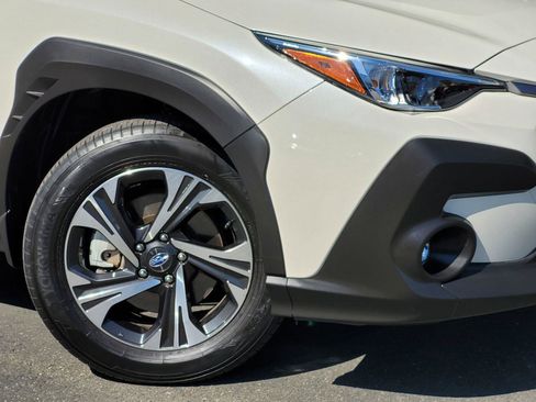 Certified 2024 Subaru Crosstrek 2.0i Premium AWD/4WD image 5