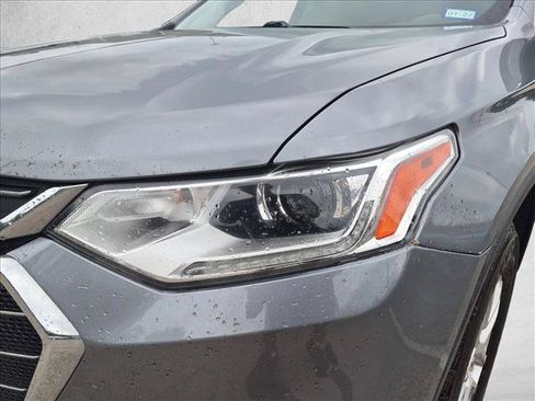 Used 2018 Chevrolet Traverse LT AWD/4WD image 11