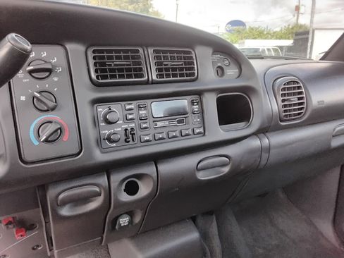 Used 2001 Dodge Ram 3500 Truck 2WD Regular Cab image 10