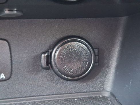Certified 2022 Subaru Forester Premium AWD/4WD image 25