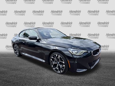 Used 2025 BMW 230i Coupe RWD image 2
