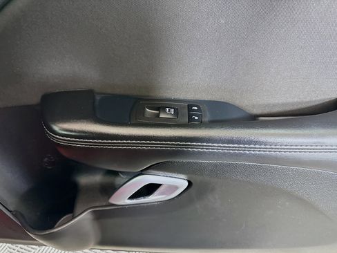 Used 2023 Dodge Challenger SXT image 29