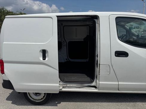 Used 2021 Nissan NV200 S FWD image 19