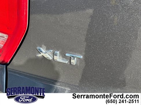 Used 2016 Ford Explorer XLT image 28
