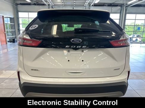 Used 2024 Ford Edge SEL w/ Convenience Package AWD/4WD image 10