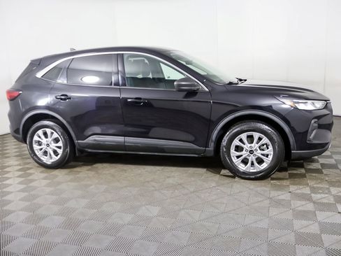 Used 2023 Ford Escape Active image 18
