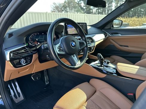 Certified 2023 BMW 540i xDrive w/ Executive Package image 17
