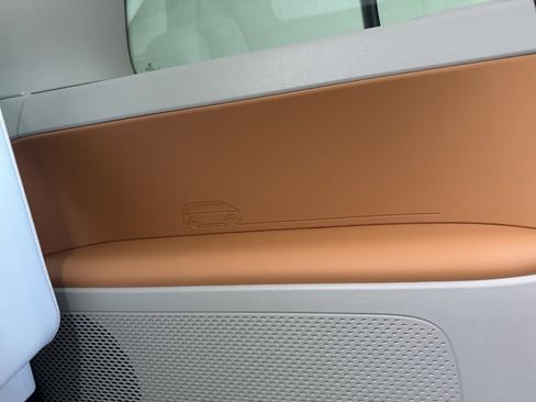 New 2025 Volkswagen ID. Buzz 1st Edition image 30