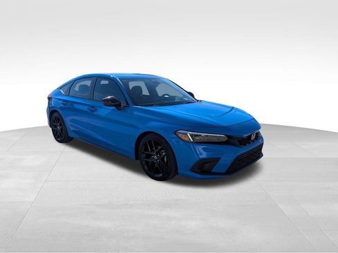 Used 2024 Honda Civic Sport image 2