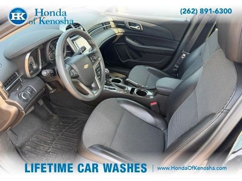 Used 2014 Chevrolet Malibu LT w/ Power Convenience Package FWD image 5